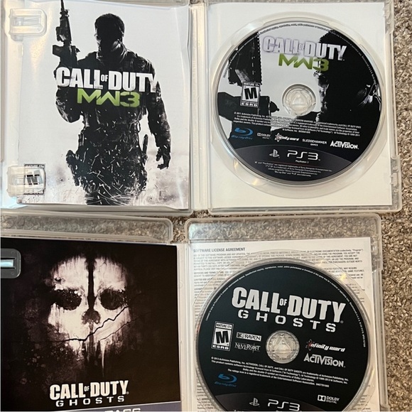 Sony Call of Duty MW3 and Ghosts PS3 Game Set - Black and White Covers - Picture 3 of 3